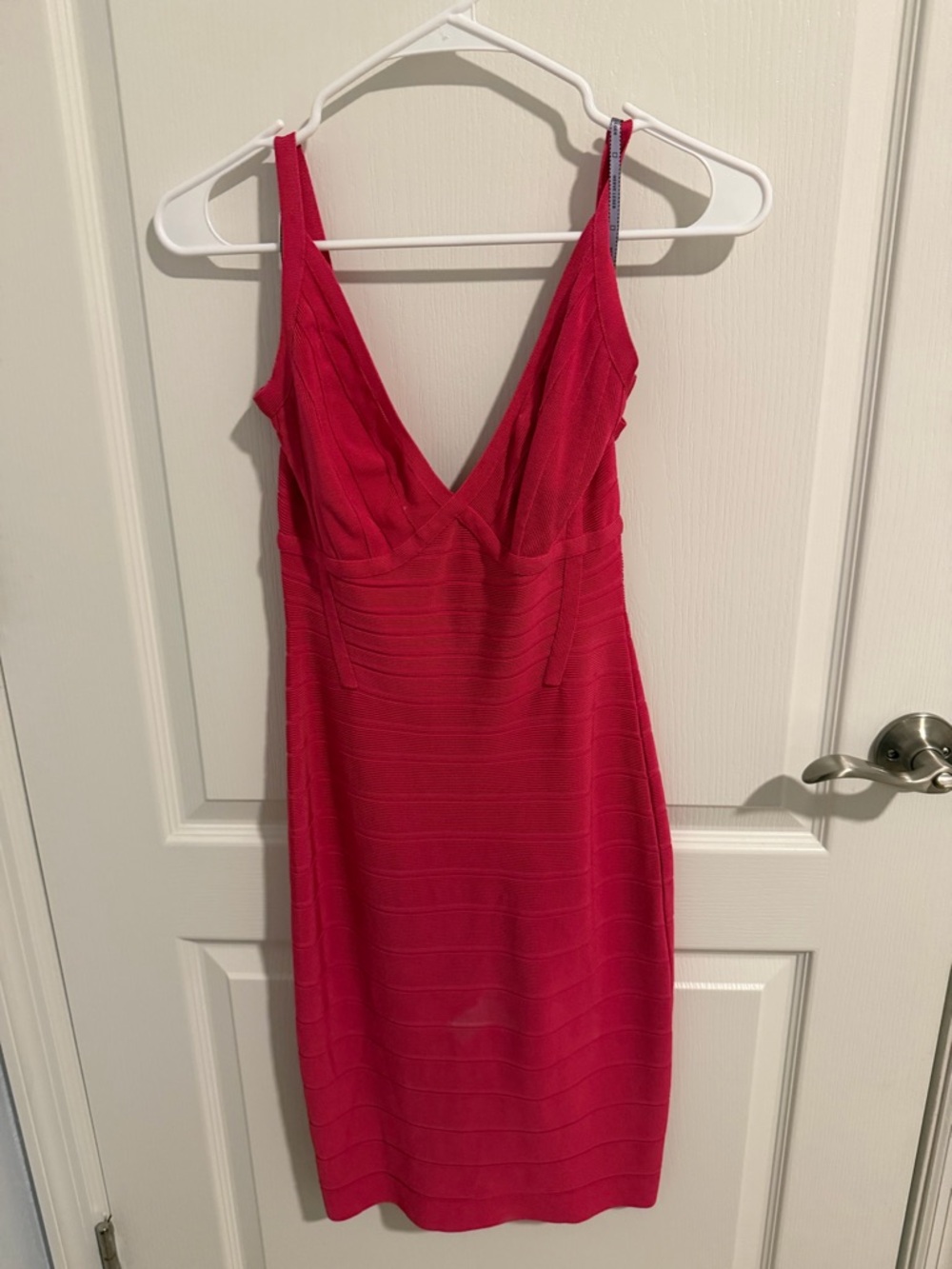 Herve Leger Fuchsia V-Neck Bandage Mini Dress - Picture 2 of 4